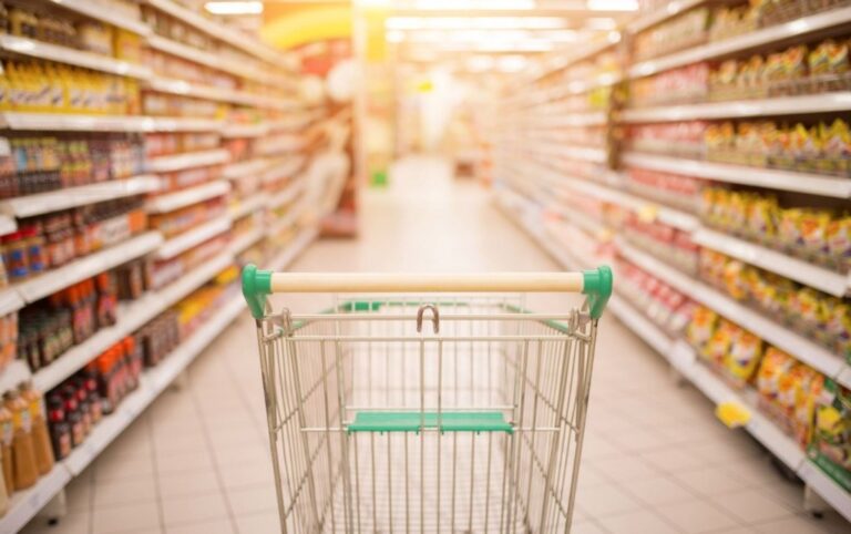 В Запорожье с прилавков супермаркетов “АТБ” могут пропасть некоторые продукты – подробности