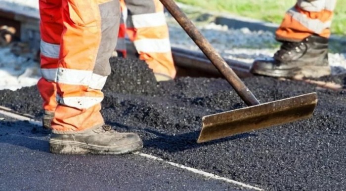 Запорожцы хотят, чтобы коммунальщики ремонтировали тротуары повредившие при подземном ремонте коммуникаций