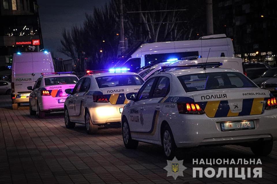 В Запорожье водитель сбил школьницу, которая переходила дорогу. ФОТО