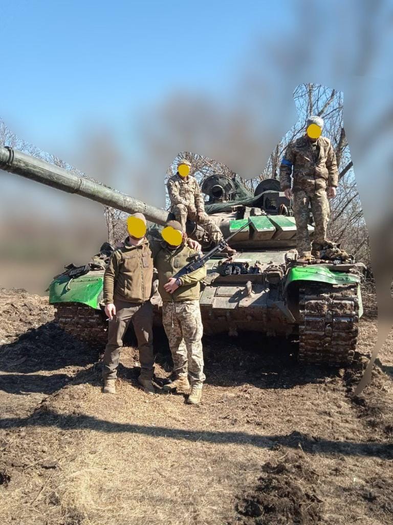 После освобождения Малиновки “трофейный” российский танк Т-72 перешел к ВСУ