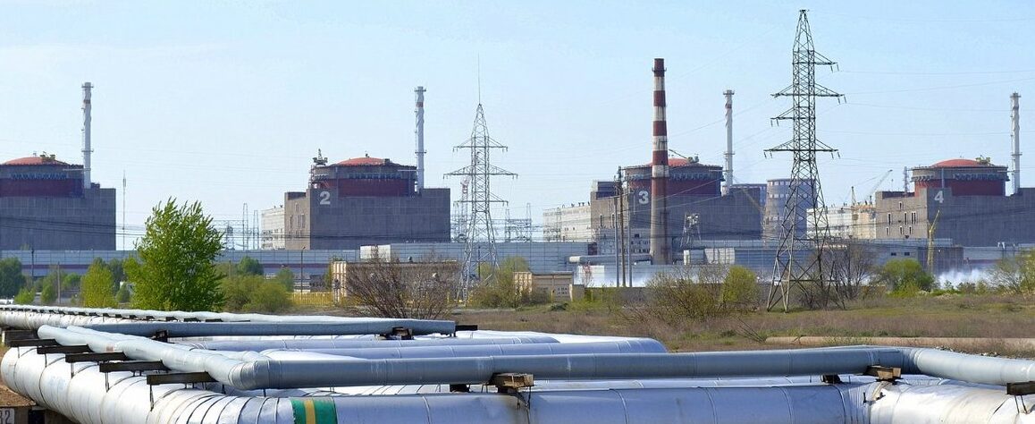Сотрудников Запорожской АЭС, которые вышли отмечать «день россии» уволили со станции