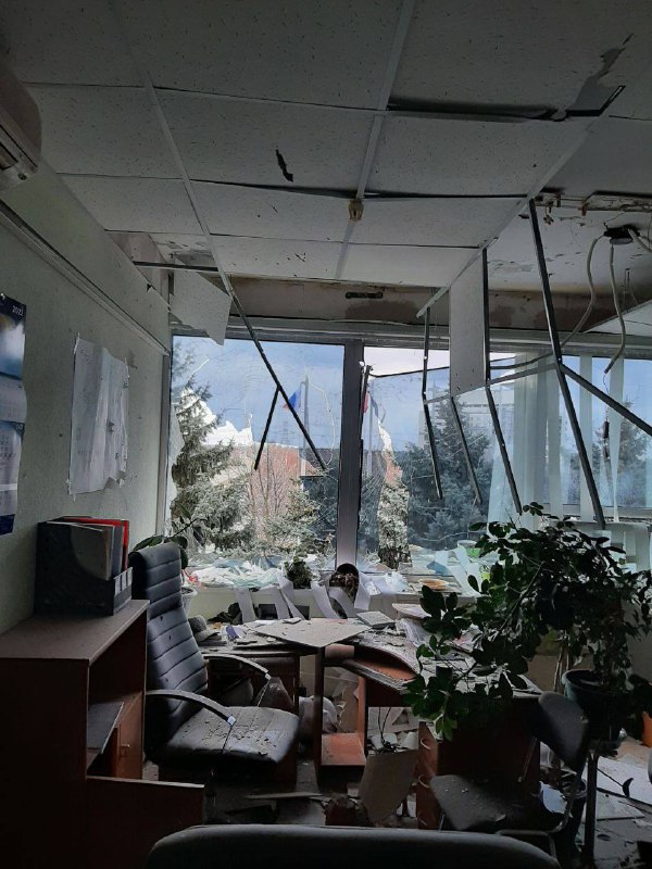 На Запорожской АЭС после штурма российских войск разрушено админздание (ФОТО)