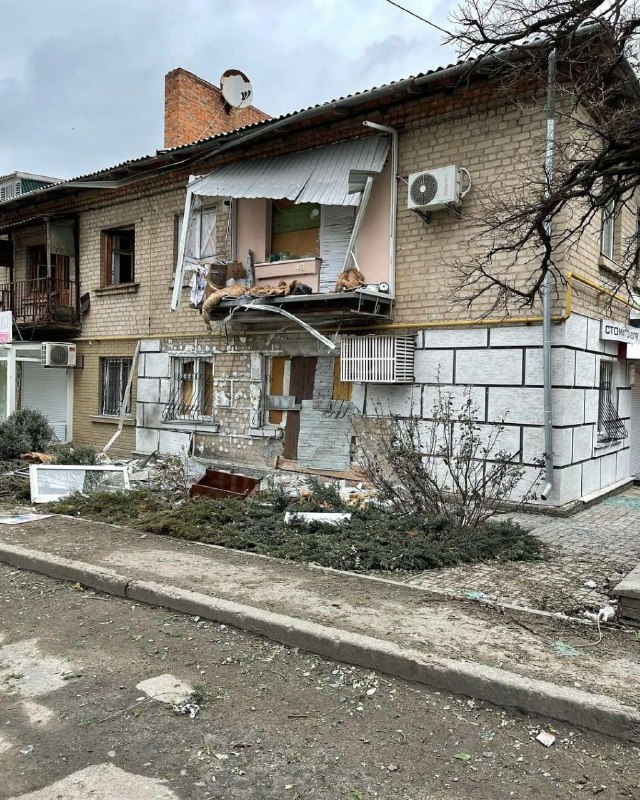 Пологи попали под обстрел оккупантов: дома разрушены (ФОТО)