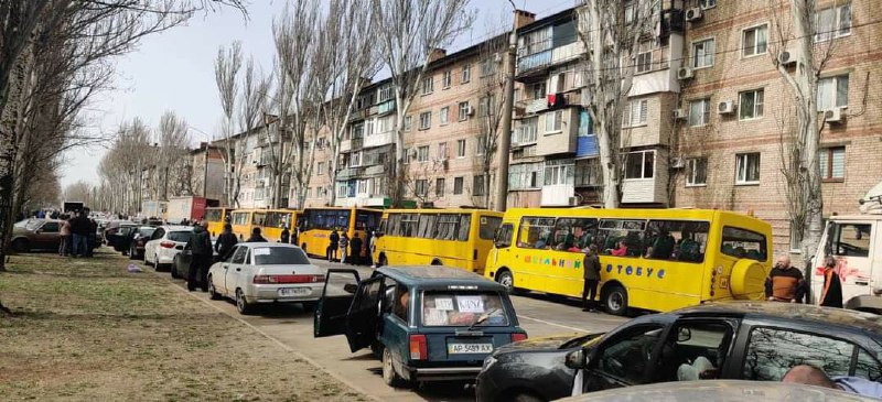 Сегодня из Мелитополя эвакуируются больше тысячи людей