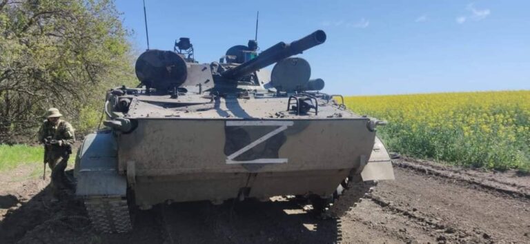 Россияне перебрасывают военную технику с Донецкого направления в Бердянск