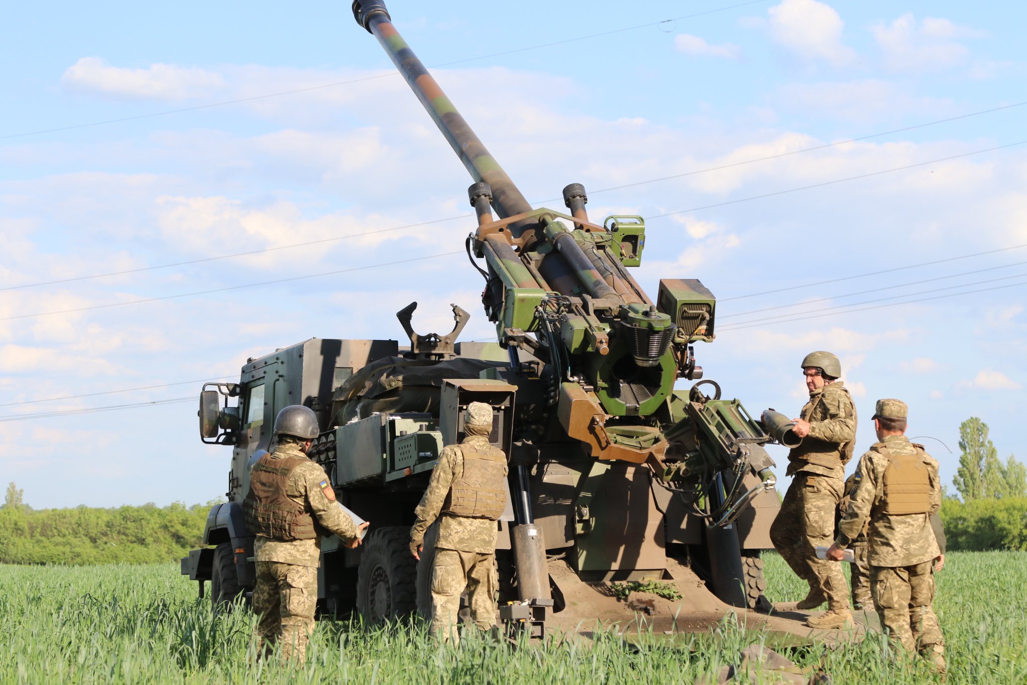 Запорожские артиллеристы показали, как наносят удар по противнику (ФОТО)