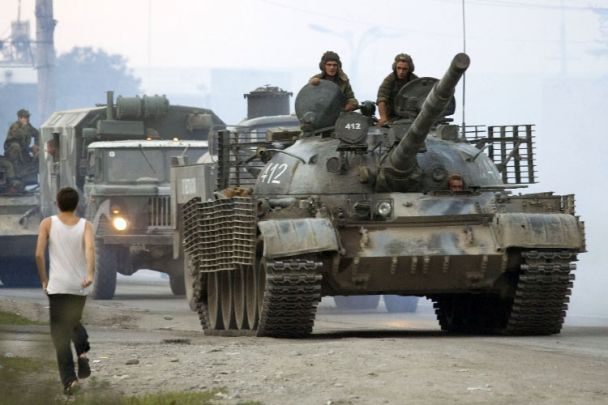 ВСУ уничтожили российский танк в Запорожской области (ВИДЕО)
