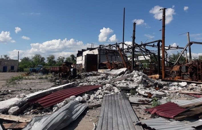 Разрушенные дома, повреждена администрация, ранены люди – последствия обстрела Гуляйпольского района (ФОТО)