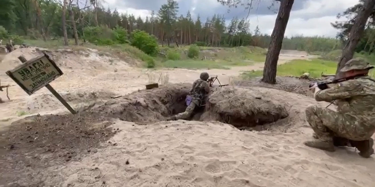 Запорожская отдельная бригада теробороны тренируется отбивать вражеские атаки (ВИДЕО)