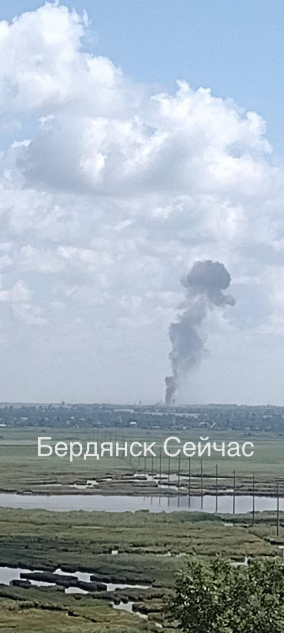 На полигоне в Бердянске слышны взрывы (ФОТО)