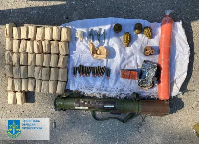 СБУ обнаружила у запорожца схрон с боеприпасами и взрывчаткой: мужчина мог готовить диверсии
