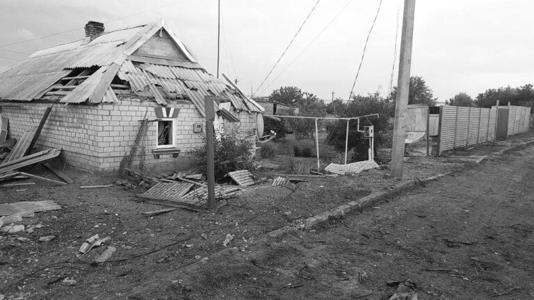Под обстрелом оккупантов оказались 4 населенных пункта в Запорожской области: фото
