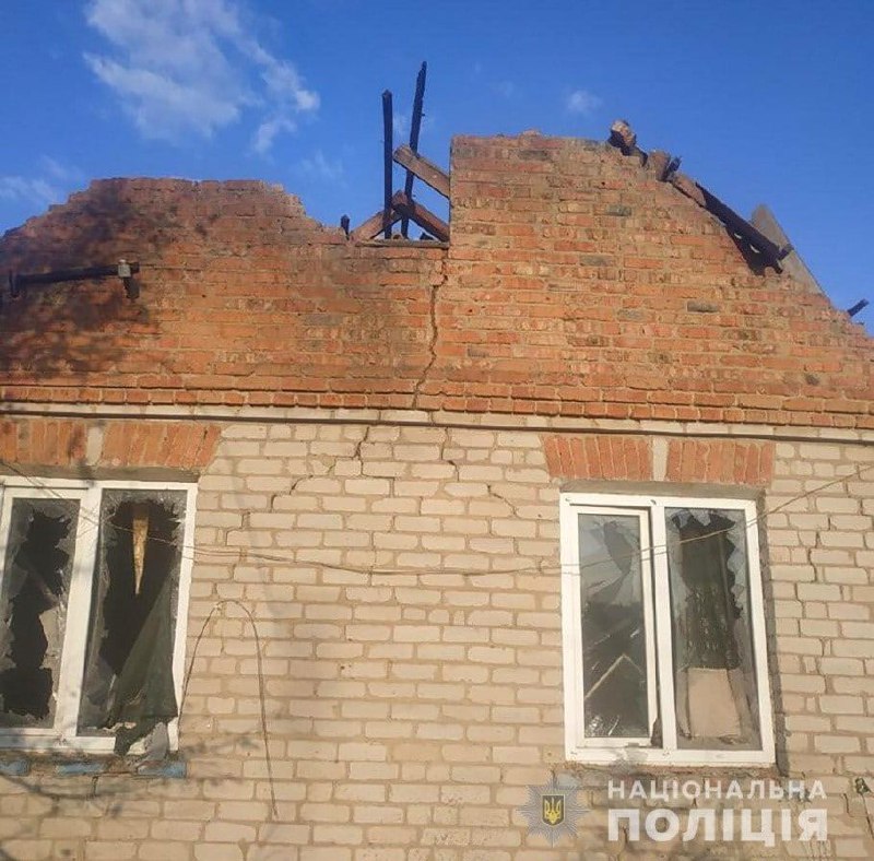 Вражеские войска обстреляла посёлки в Запорожской области