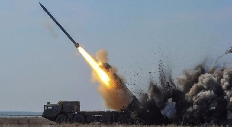 Войска рф ударили ракетами С-300 по Запорожскому району: подробности