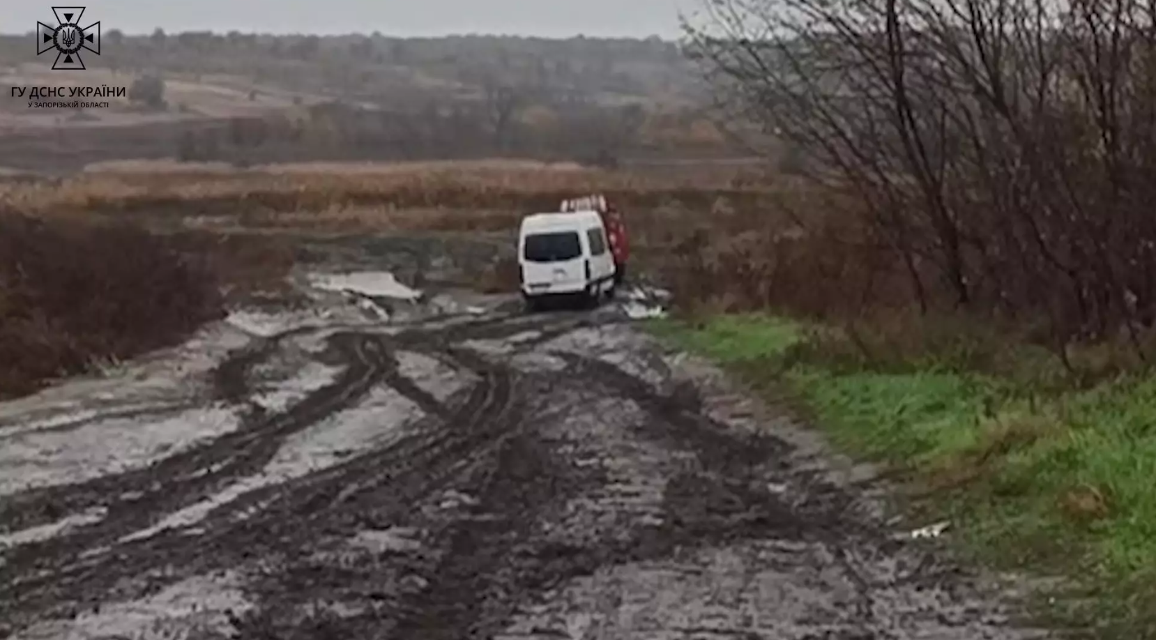 Дорогу на Васильевку размыло после дождей (ФОТО)