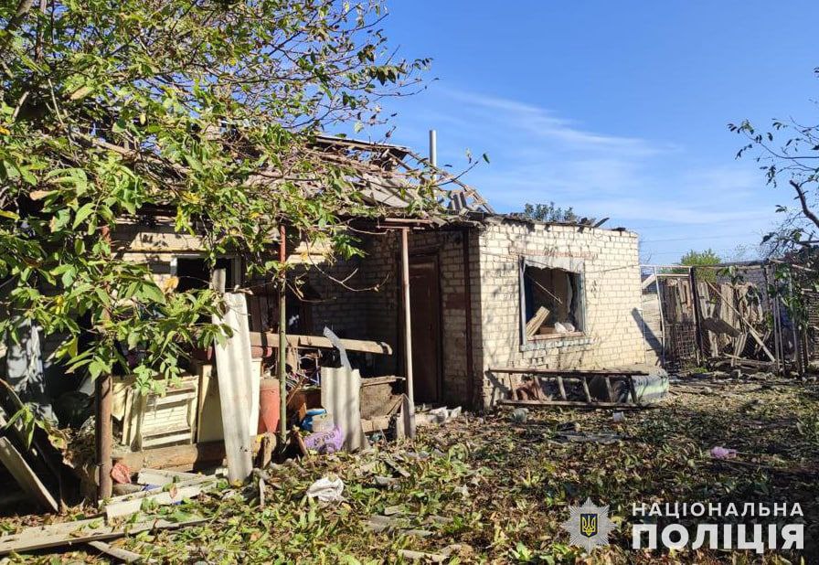 Полиция задокументировала разрушения от обстрелов Запорожской области: ФОТО