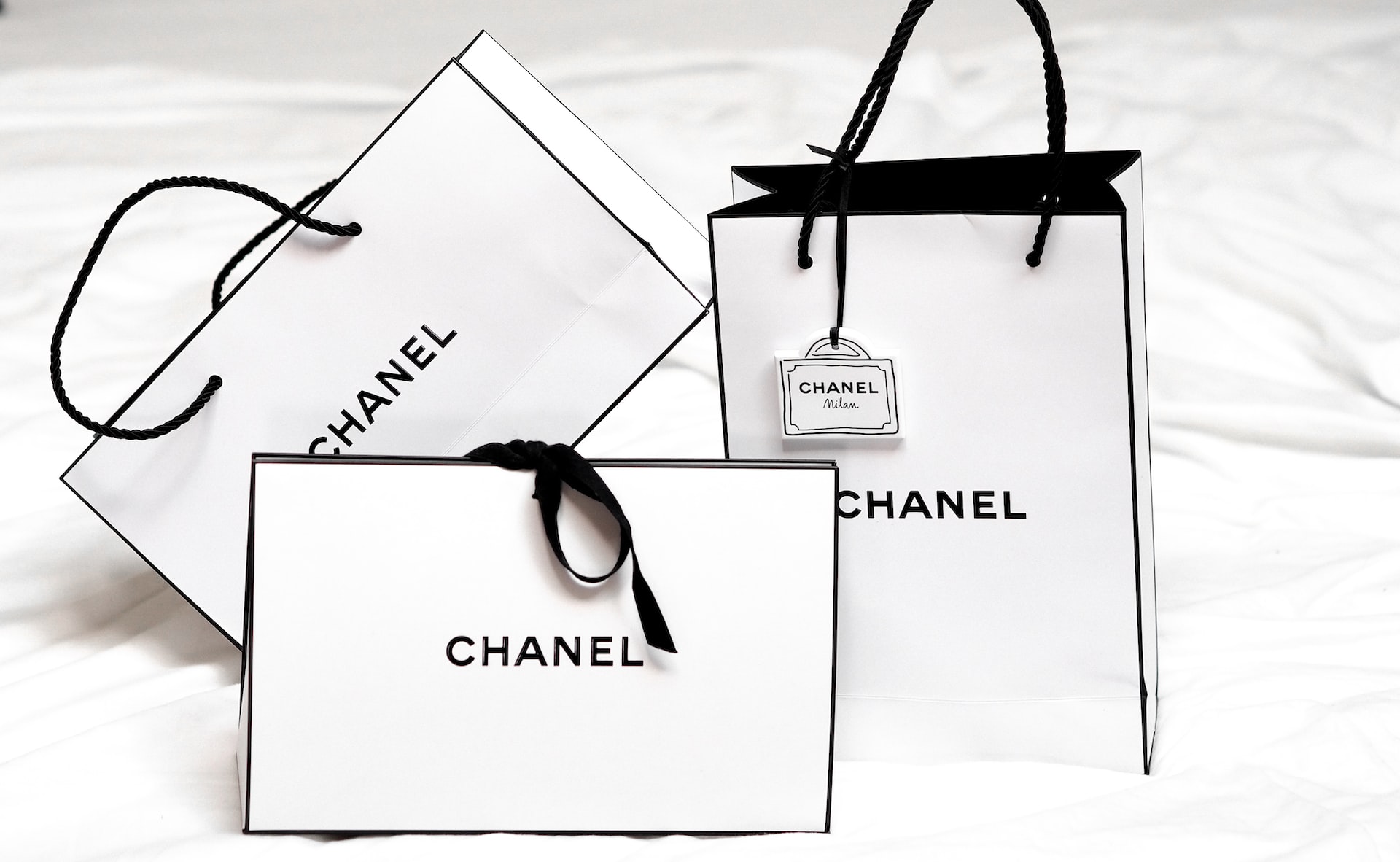 Лучшие ароматы Chanel для женщин и мужчин