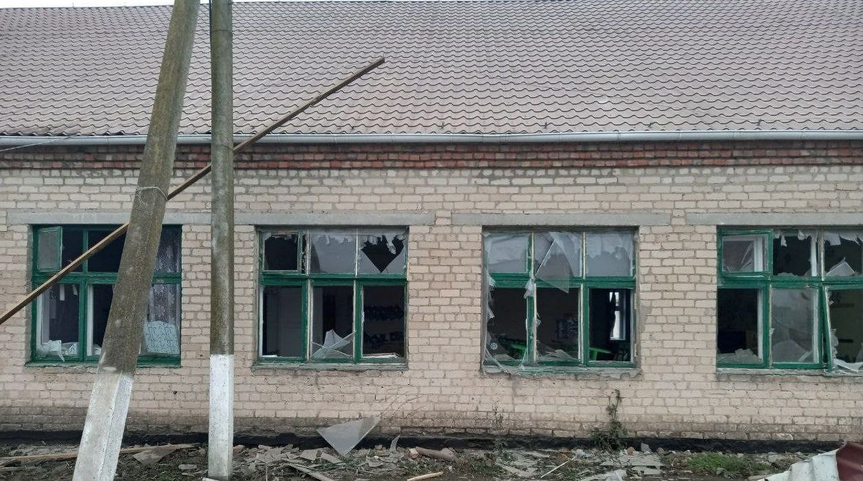Окупанти обстріляли школу у Запорізькій області