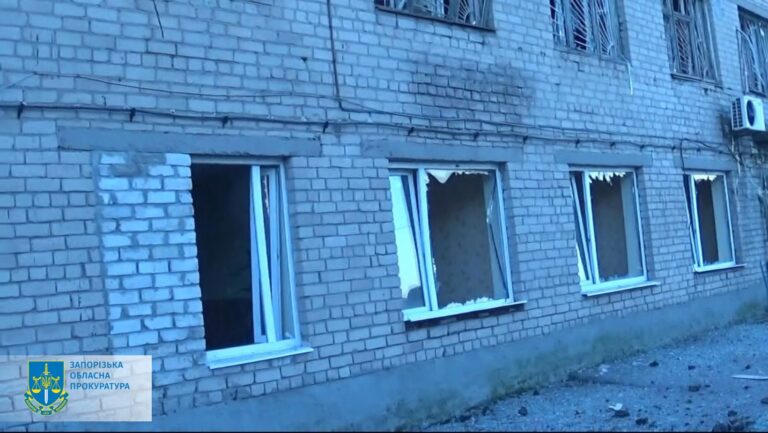 Ракеты попали по автосервису в Запорожье: подробности атаки 5 декабря