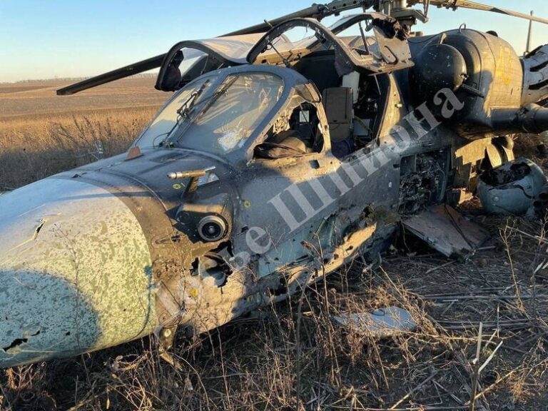 Российская ПВО по ошибке сбила собственный ударный вертолет Ка-52 в Запорожской области. ФОТО