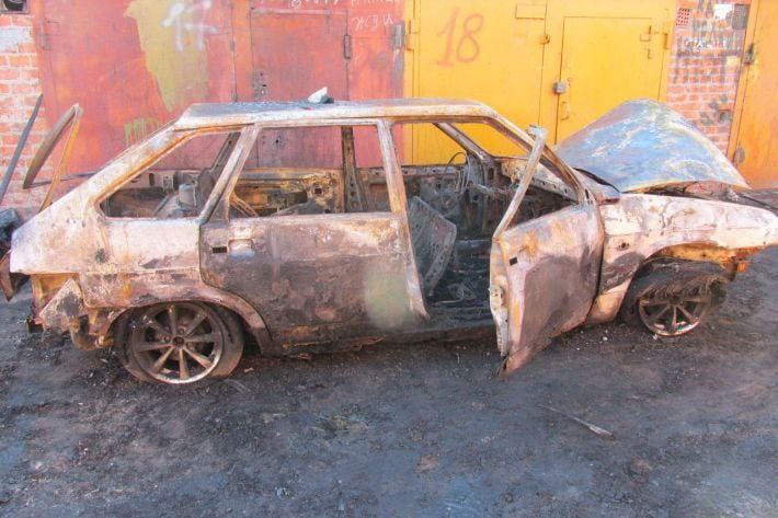Автомобиль экс-начальника полиции в Мелитополе нашли сожженным: в нем обнаружили труп