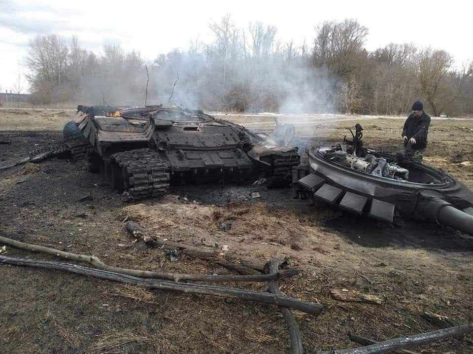 Эшелоны разбитых российских оккупационных войск направляются на Юг Украины