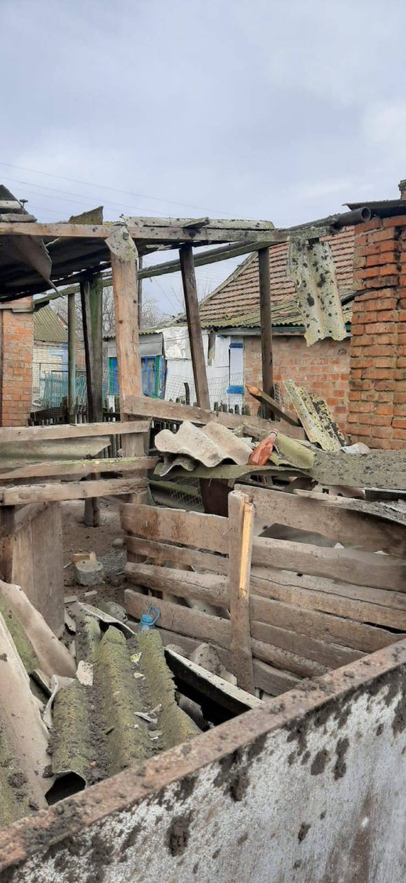 Оккупанты обстреляли 12 посёлков в Запорожской области