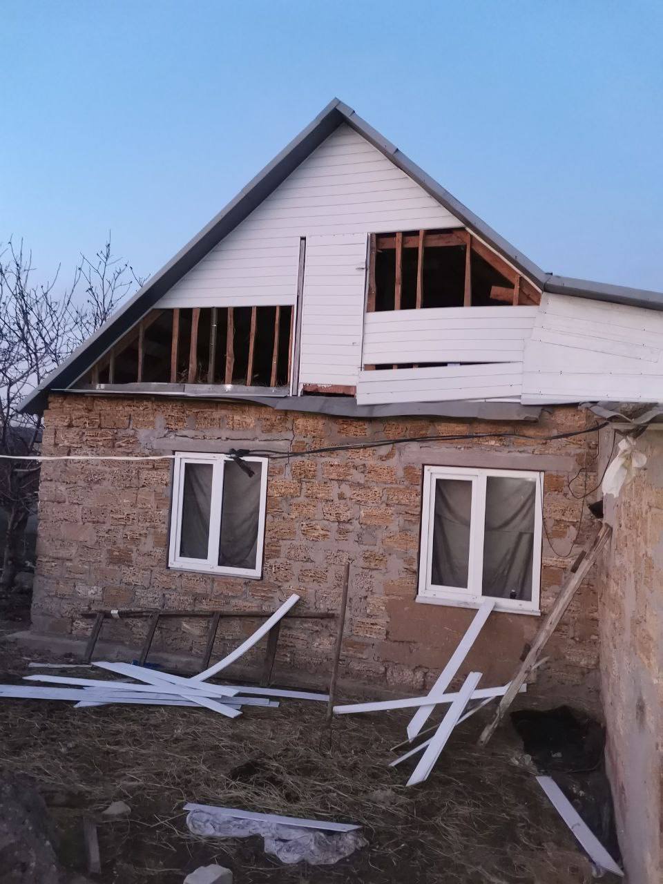 Вражеский обстрел Запорожья 25 января повредил 12 частных домов, — Куртев
