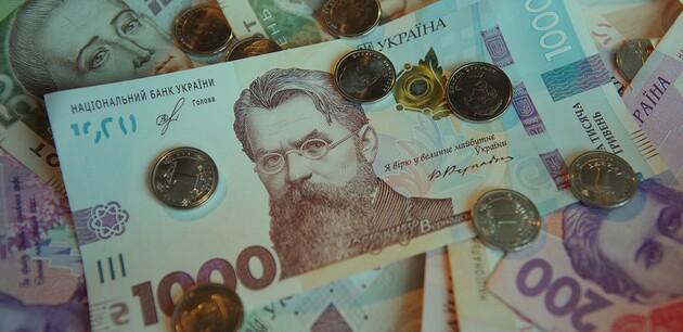 Работникам государственных органов в Запорожье и  на оккупированных территориях повысят зарплату