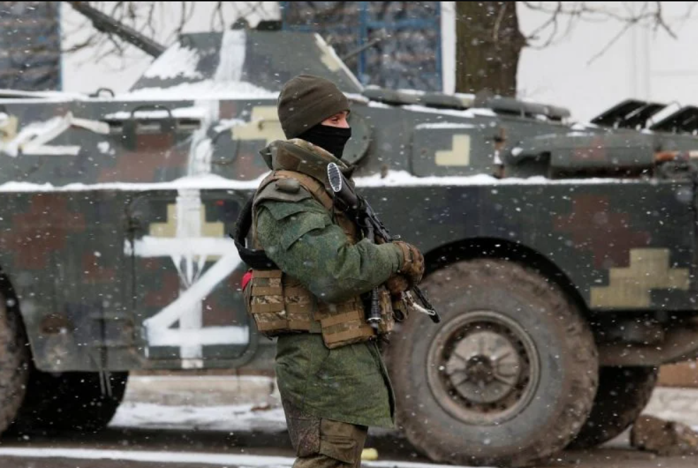 Оккупанты склоняют детей в Запорожской области вступать в милитаризованные объединения рф