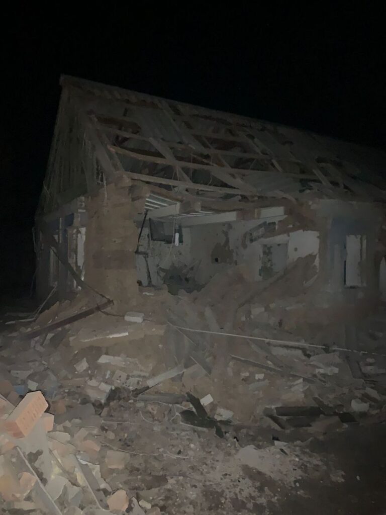 Войска рф ударили по Камышеватской громаде: фото последствий обстрелов