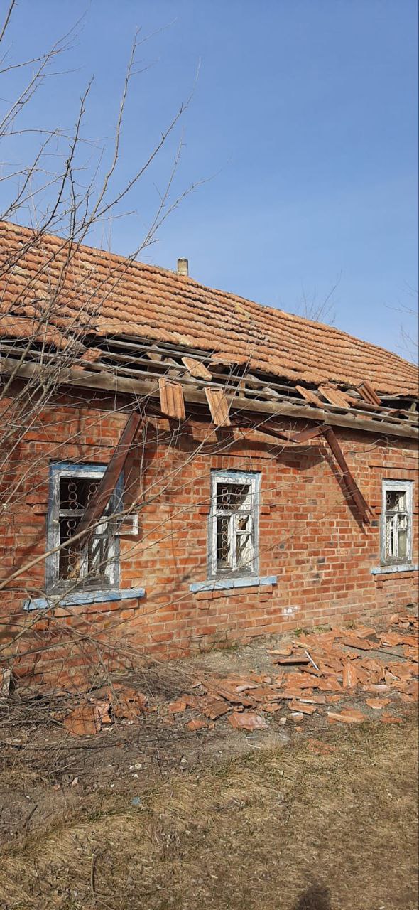 Войска рф нанесли удар по селу в Ореховском районе: повреждены частные дома. ФОТО