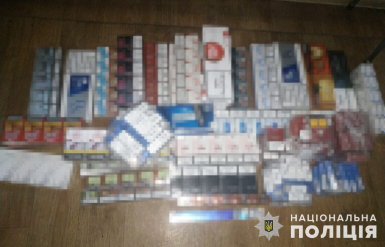 Полицейские изъяли в Запорожье контрафактных сигарет на 100 тысяч гривен. ФОТО