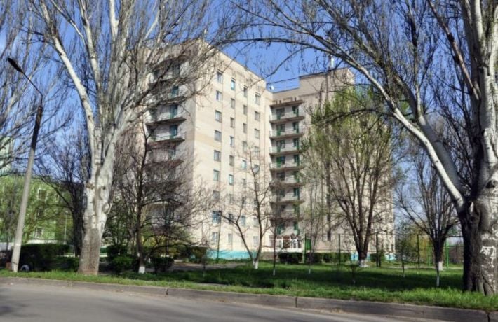 В Мелитополе оккупанты расселяют россиян по студенческих общежитиях