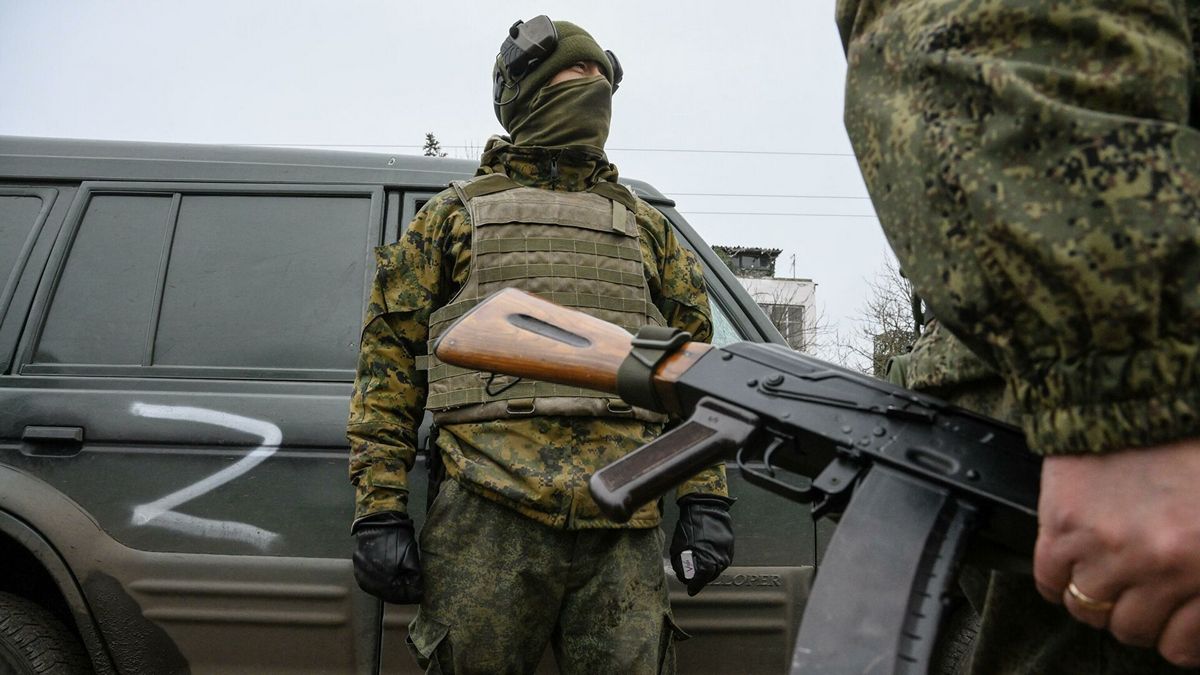 Оккупанты ограничивают по Запорожской области передвижения людей без российского паспорта