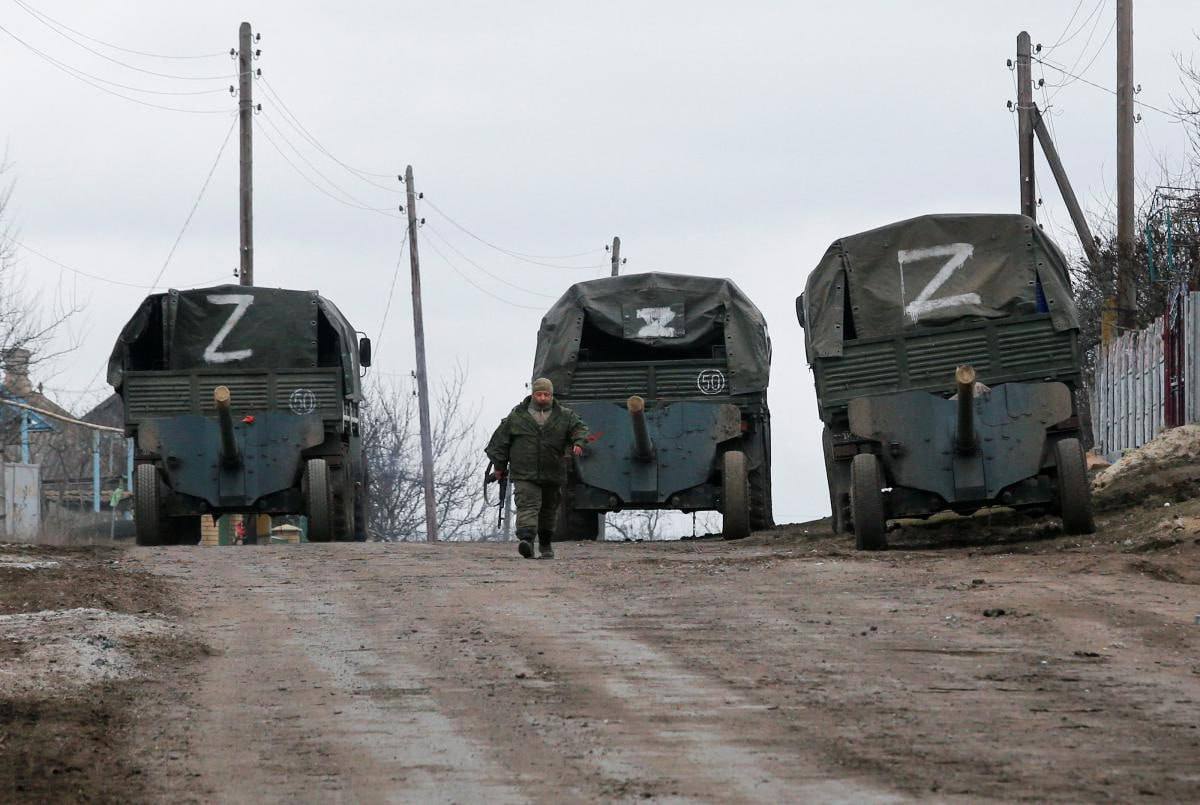 Россияне могут перекинуть часть войск на Запорожье после подрыва Каховской ГЭС, – The Guardian