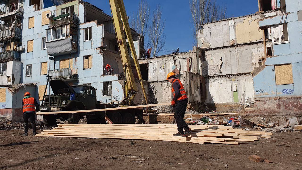 Виплати за зруйновані квартири в Запоріжжі можна отримати за спеціальними категоріями: куди звертатись