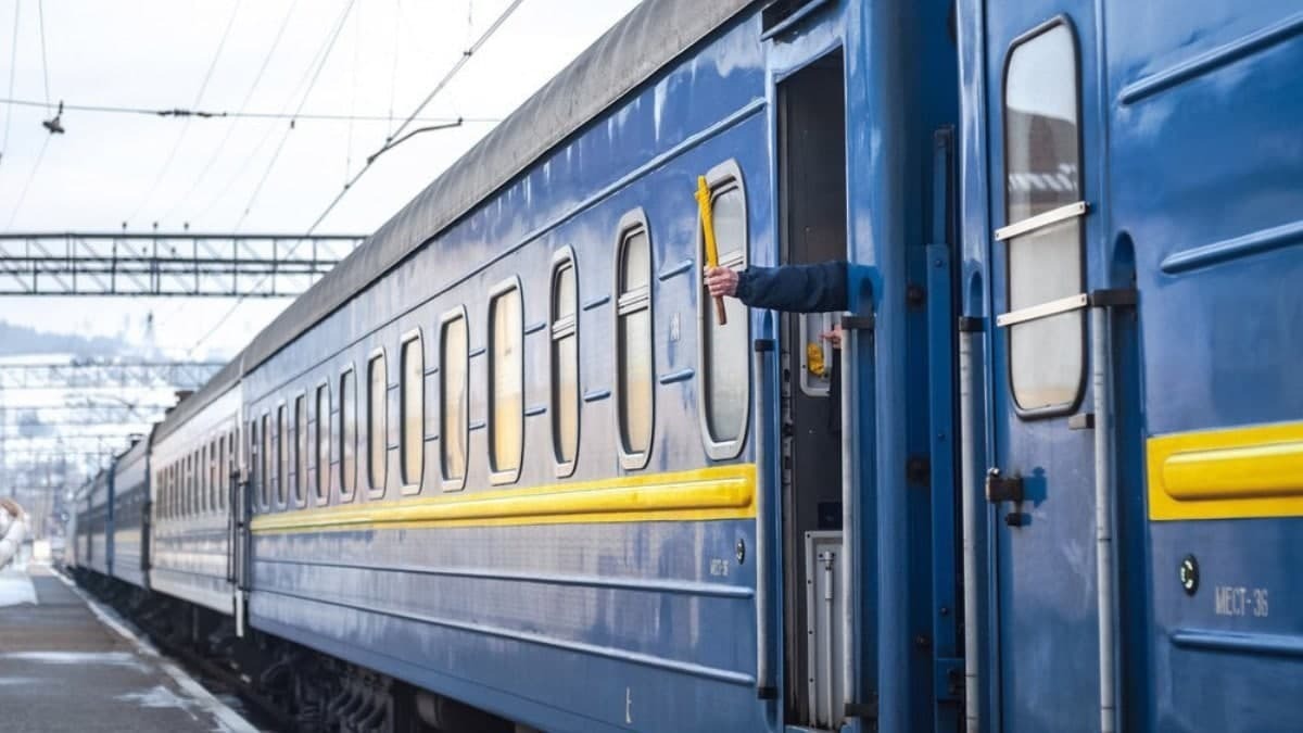 Укрзалізниця анонсировала новые рейсы поездов из Запорожья