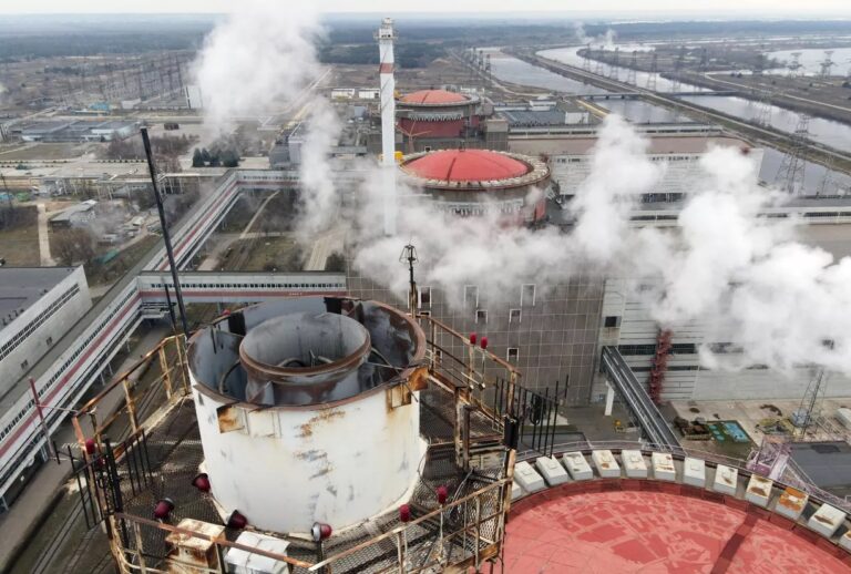 Энергоблоки Запорожской АЭС невозможно подключить после подрыва Каховской ГЭС