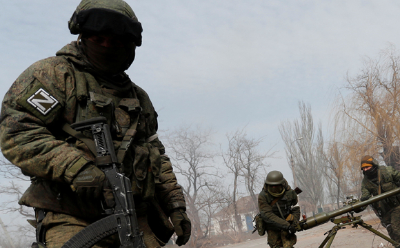 Оккупанты увеличивают траншеи возле линии фронта в Запорожской области. ФОТО
