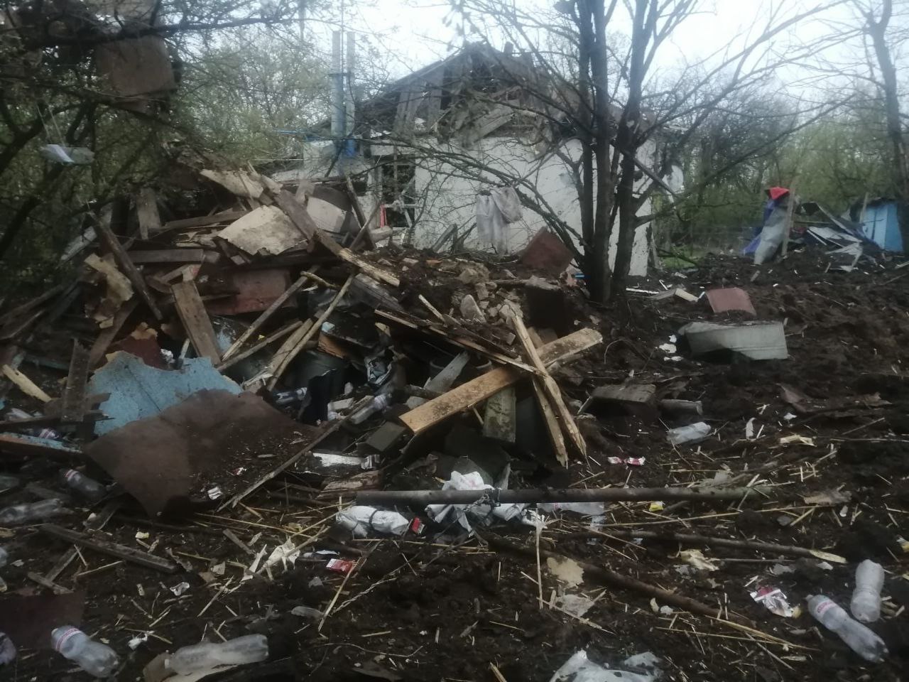 Окупанти випустили снаряди Гуляйполем: зруйновано будинок. ФОТО