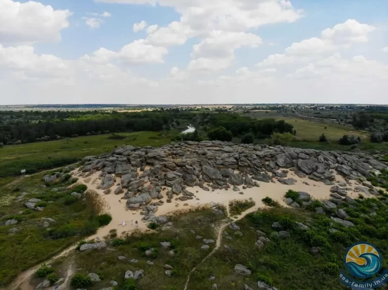 Сотрудники Каменной могилы под Мелитополем “сдали” заповедник оккупантам