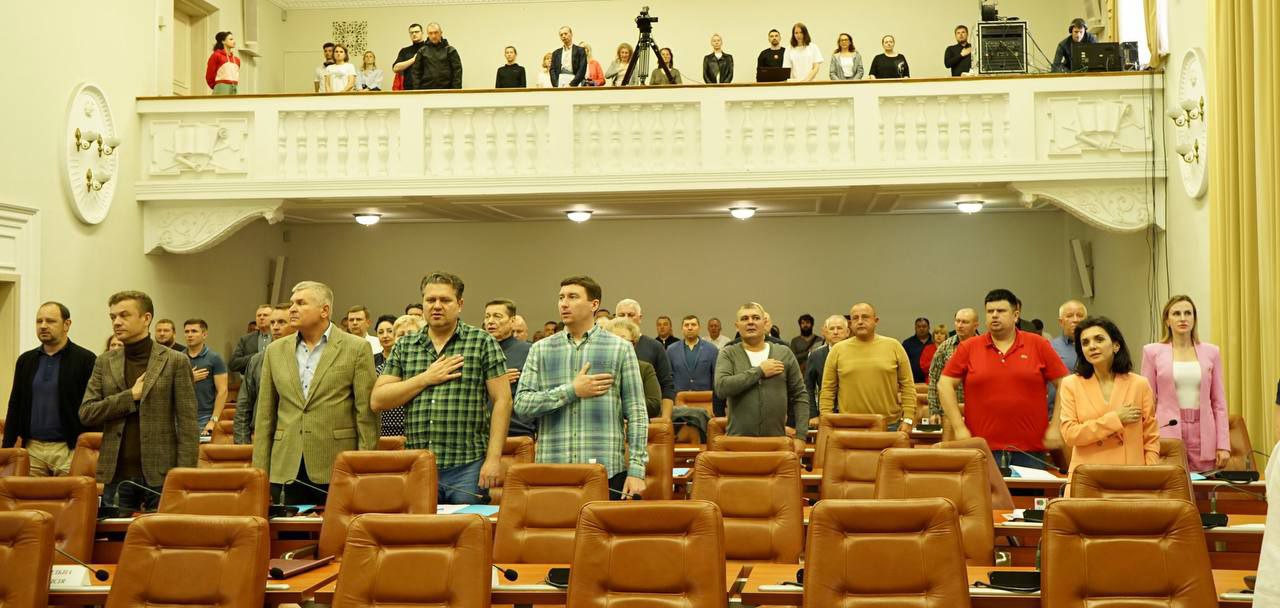 Депутаты проголосовали за то, чтобы восстановить разрушенные обстрелами дома в Запорожье. ФОТО