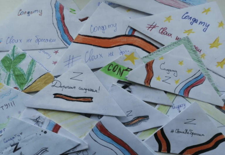 Детей из Бердянска и Мелитополя заставляют писать письма оккупантам