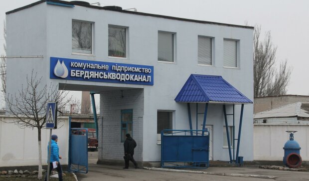 На насосной станции в Бердянске произошло отравление газами: один человек погиб