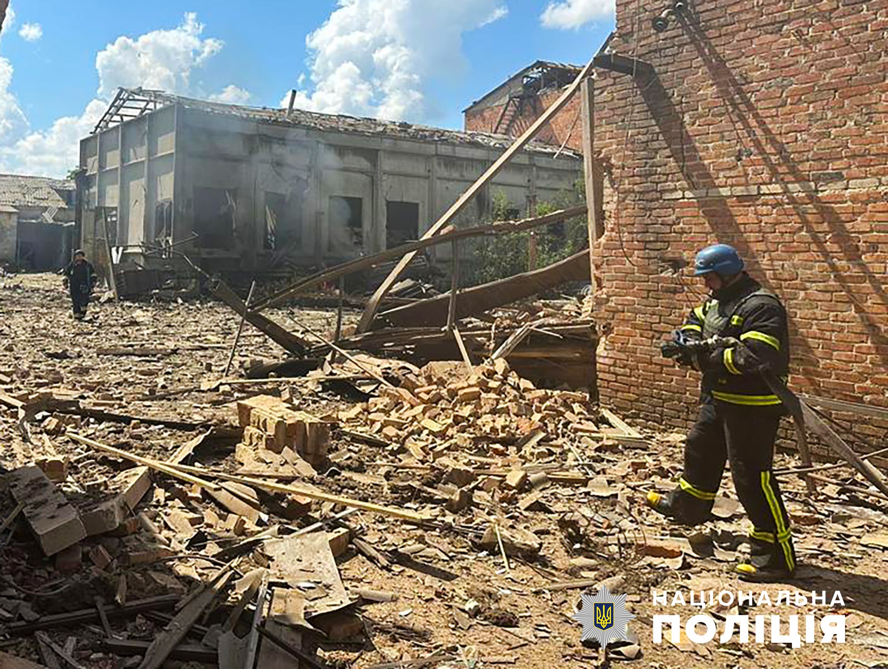 Российские оккупанты нанесли удары по Запорожской области: разрушили дома. ФОТО