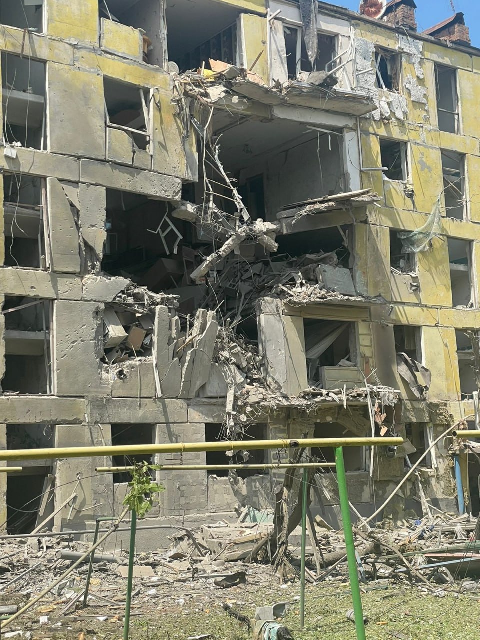 Окупанти завдали удару по Запорізької області: є поранені та загиблі. ФОТО