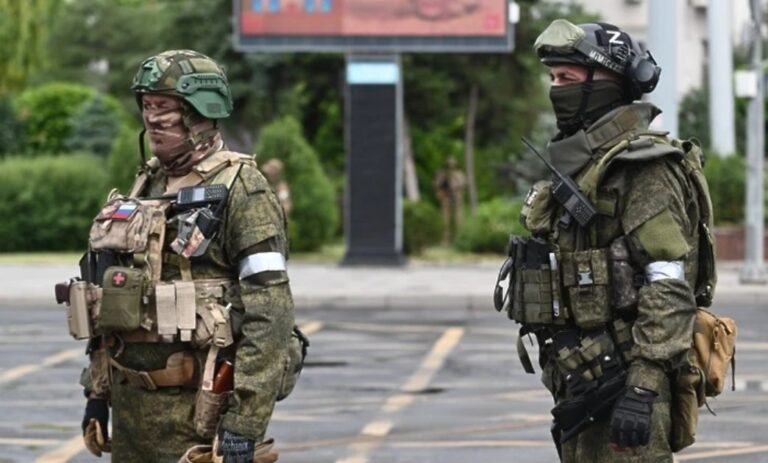 Російські окупанти розмістили військовий штаб в училищі на Запоріжжі