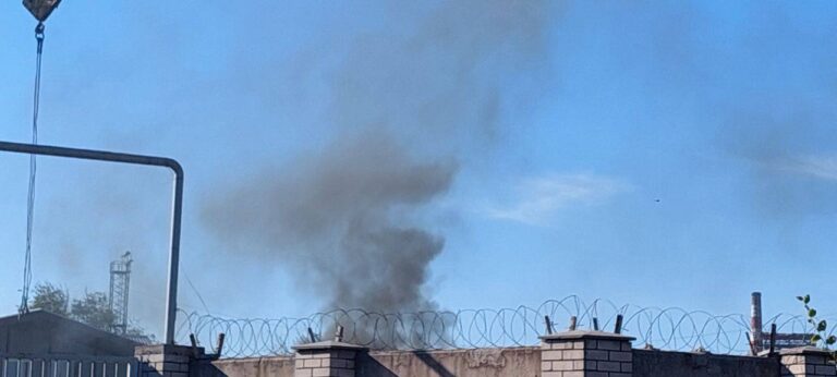 Два предприятия в Заводском районе Запорожья загрязняли воздух: подробности