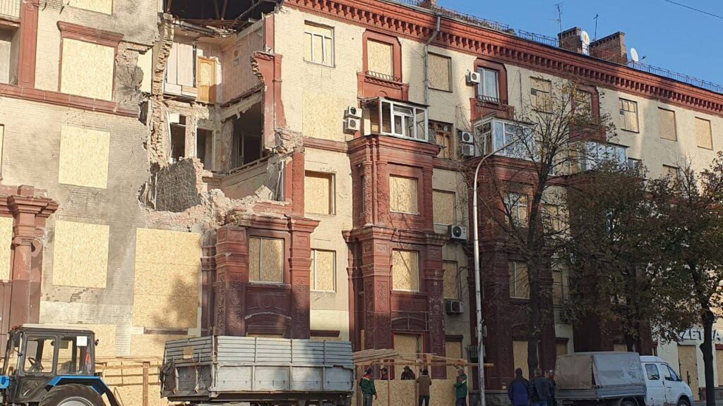 Як зараз виглядає дім у Запоріжжі, куди влучила ракета 18 жовтня